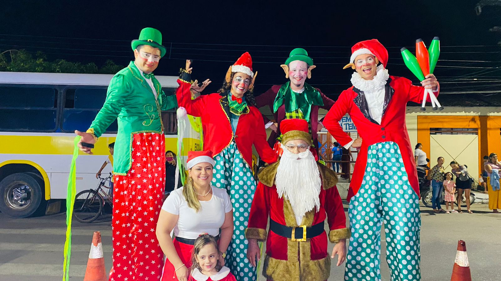 Magia Natalina Ilumina Junqueiro A Chegada Triunfal Do Papai Noel