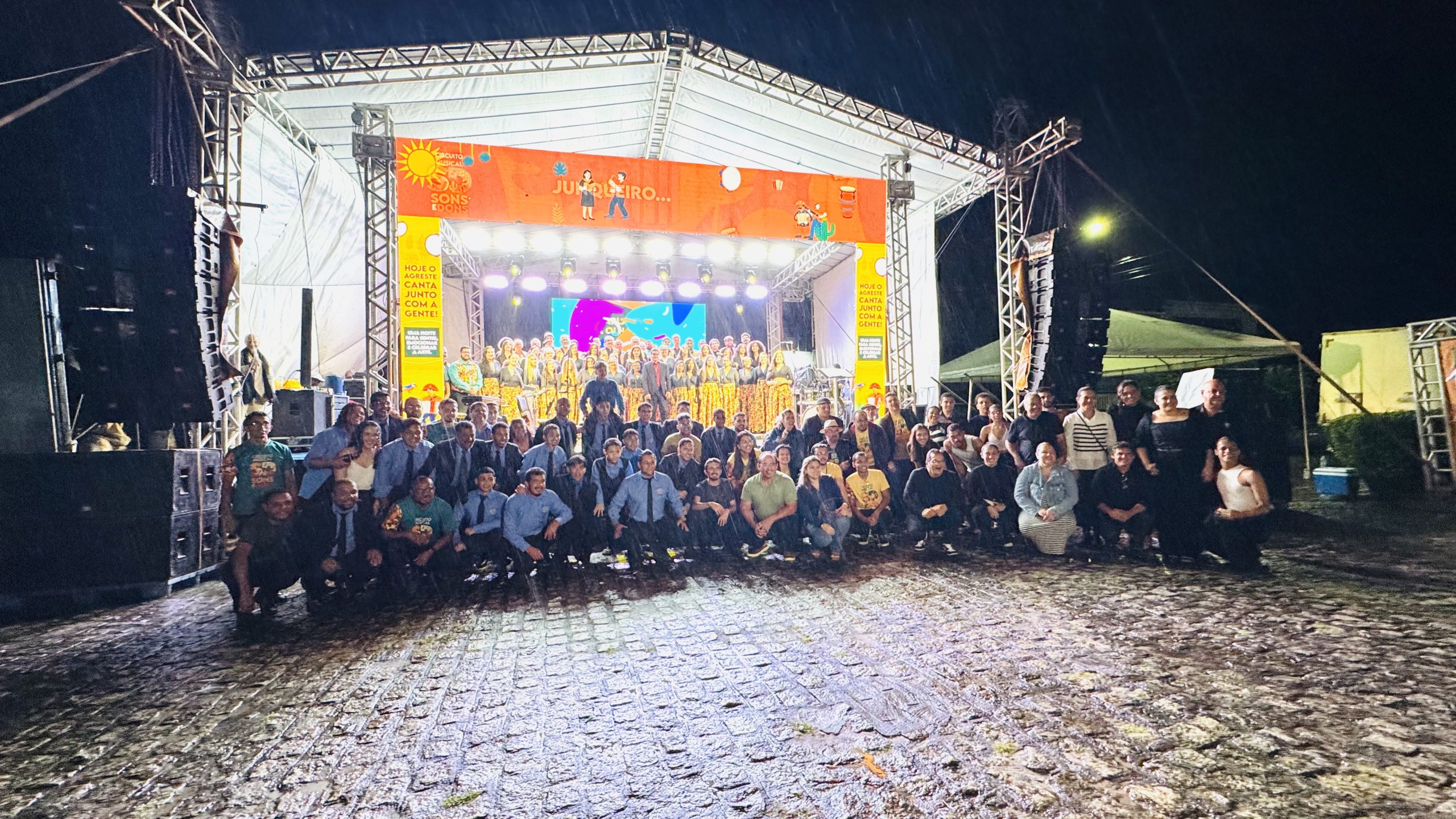 Circuito Musical “Sons e Dons” encanta Junqueiro com noite de talentos e emoções