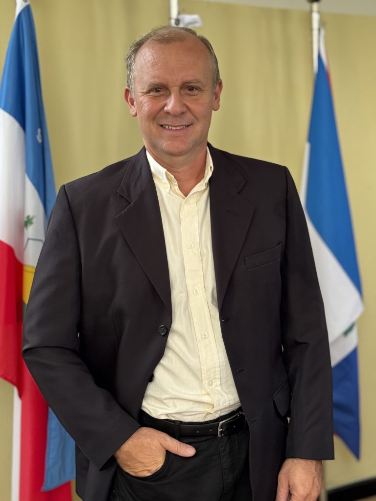 Max Alan de Barros Marques